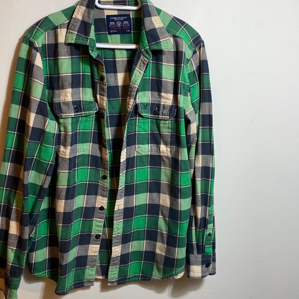 American Eagle plaid flannel shirt